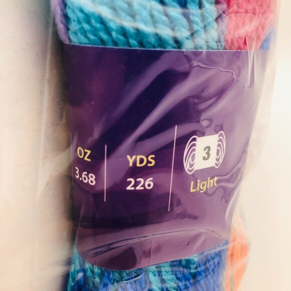 New Annie's Hook & Needle Kit Club Keep Me Warm Crochet Knit Kit Bulky HNK086 - Picture 6 of 7